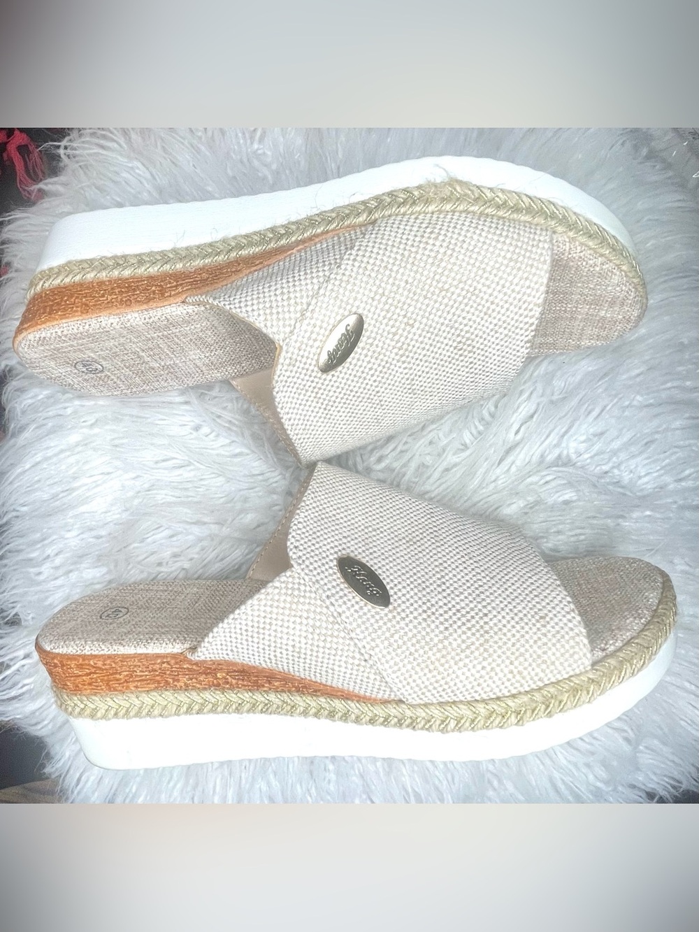 HANG TEN Women's Natural Lightweight Cream Slides Sandals